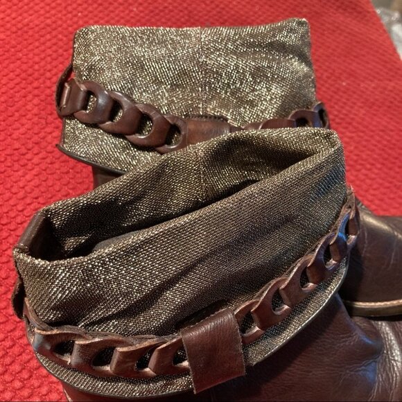 KARSTON Sz 39 Golden Fabric Folded  Top w/ Embellishment Band Almond Toe Booties - Picture 10 of 12